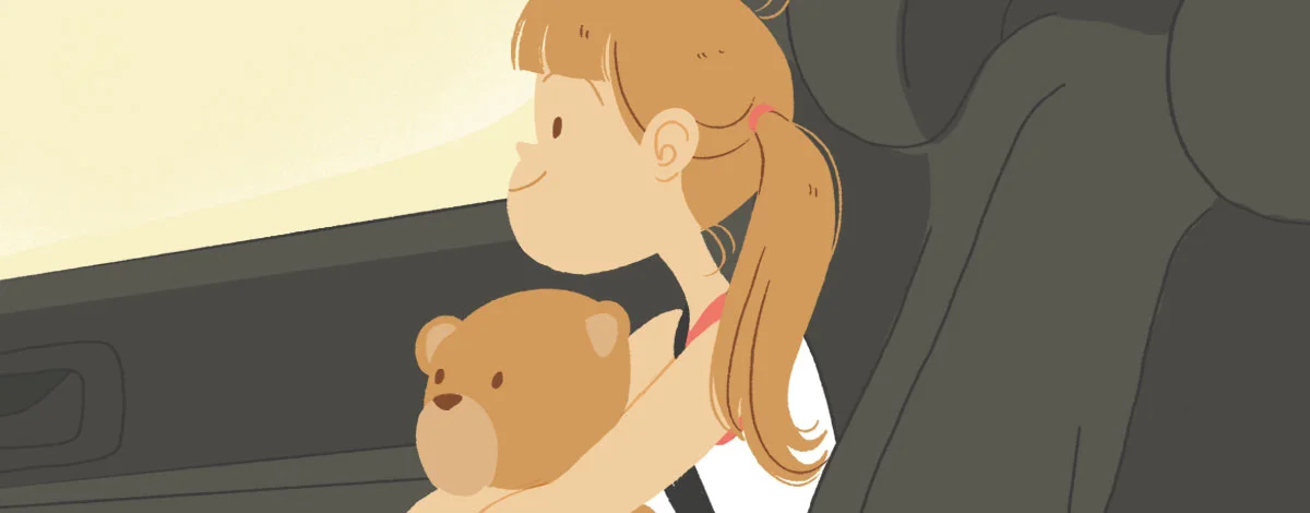 Szene einer Mercedes-Benz Kinder-App mit einem Kind im Auto